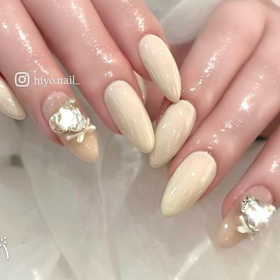 ライトデザイン🪽⋆⊹𓂃 ࣪ ˖
ストーン・パーツのみのデザインෆ‪
