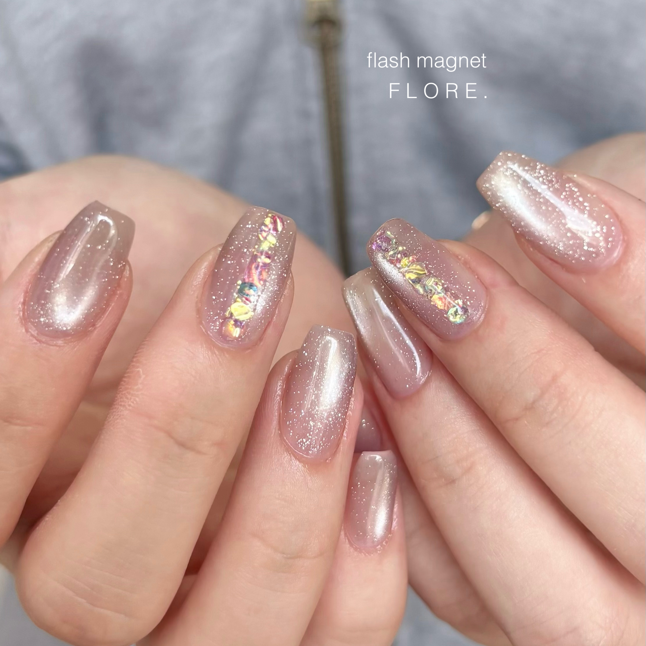flore__nail