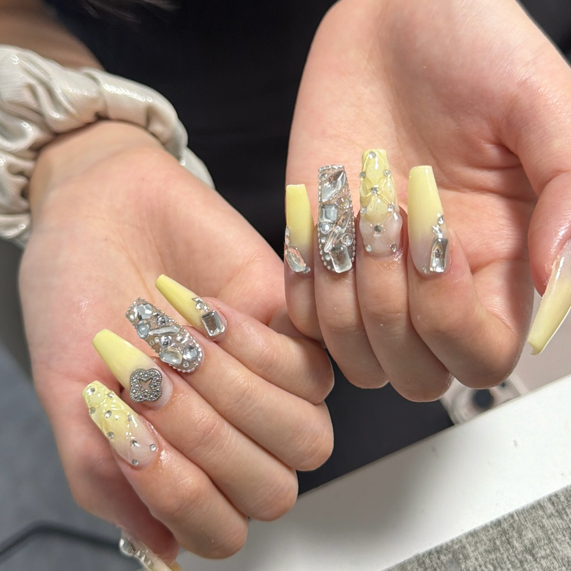 Hanchan_nail