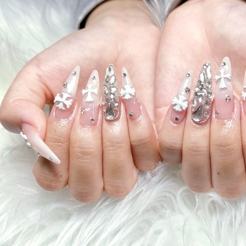 Diamond Nail Studio