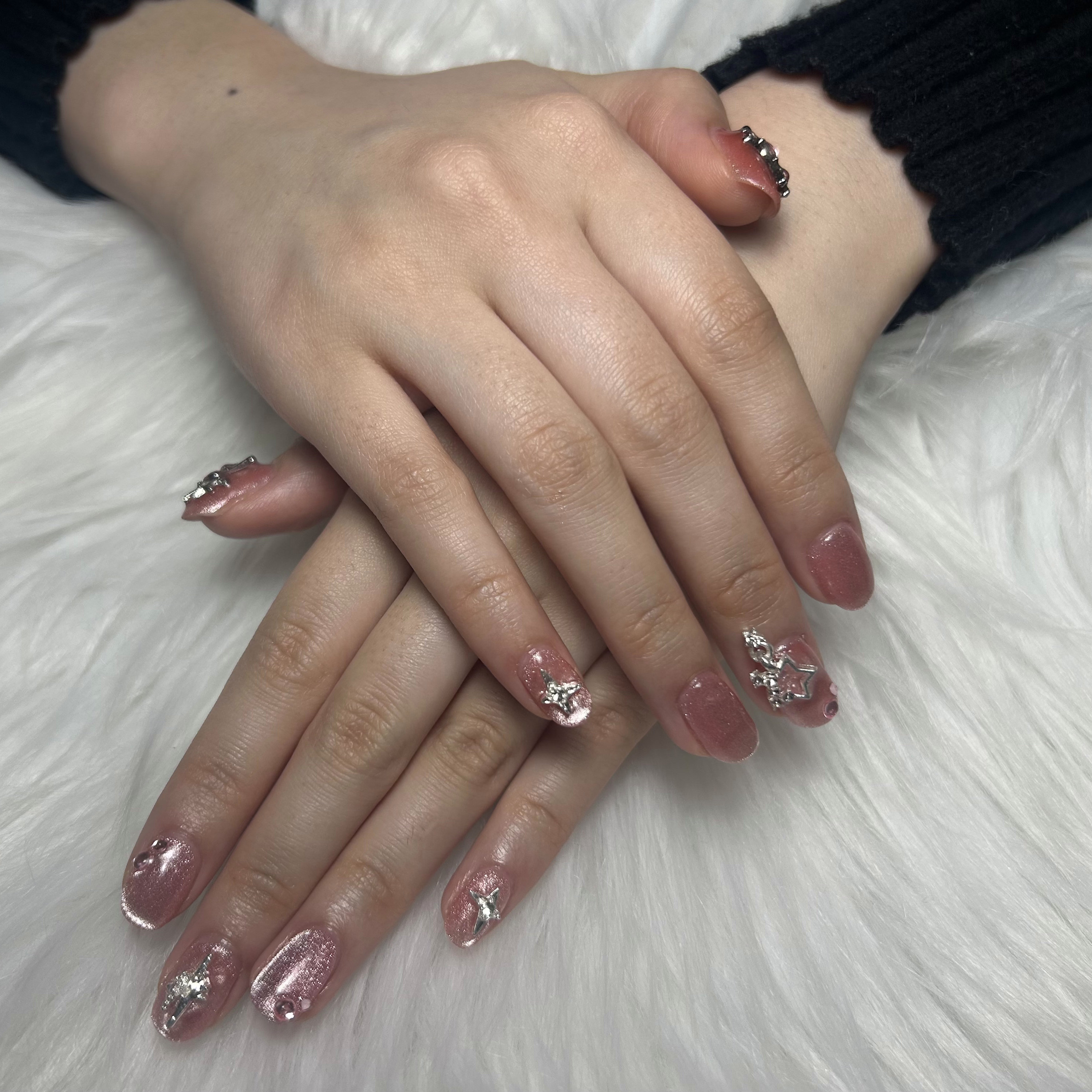 Nyqn_nail