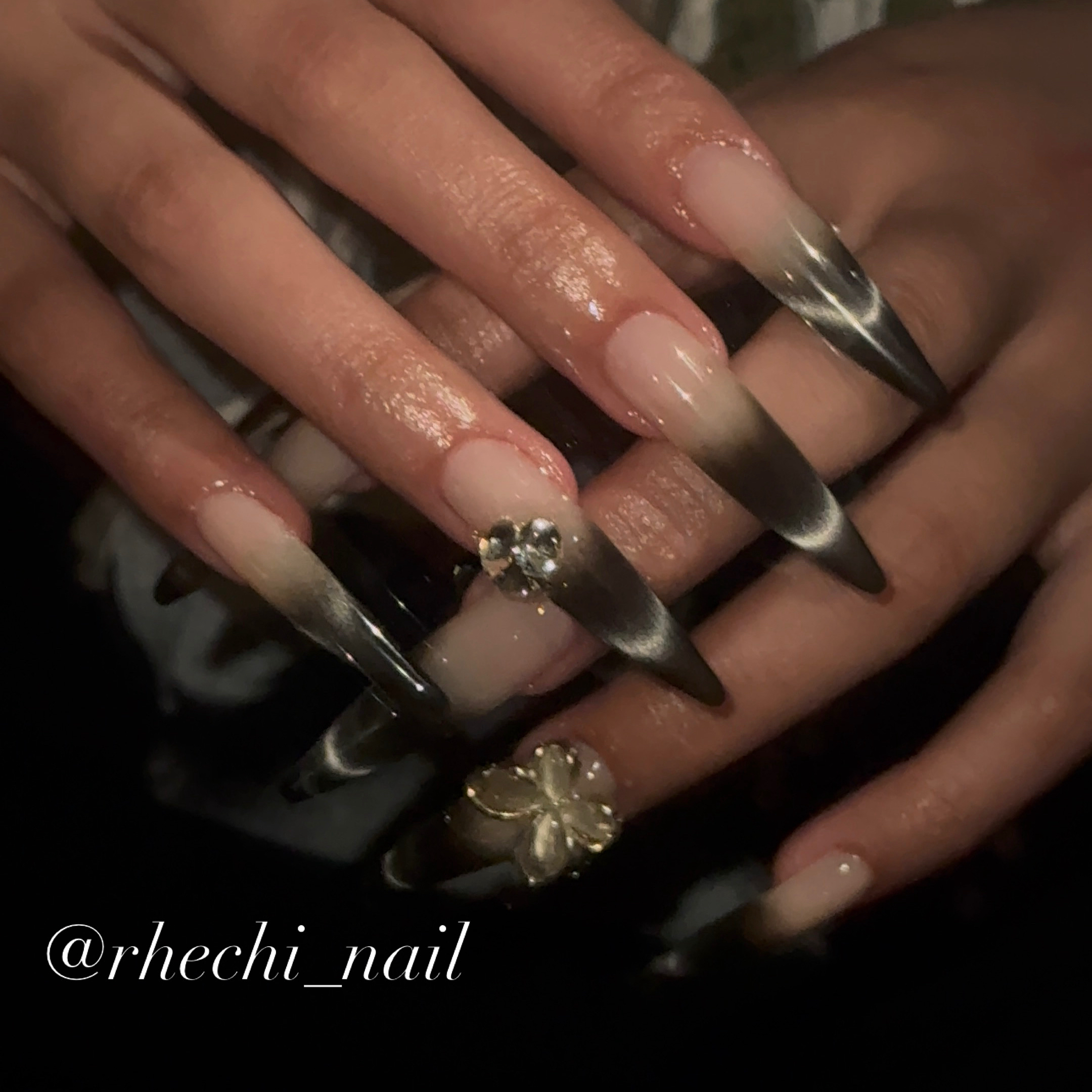 Rhechi_nail