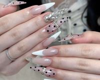 elinails_emi