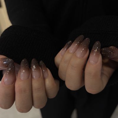 ラメグラ ‎𖤐 ̖́-‬