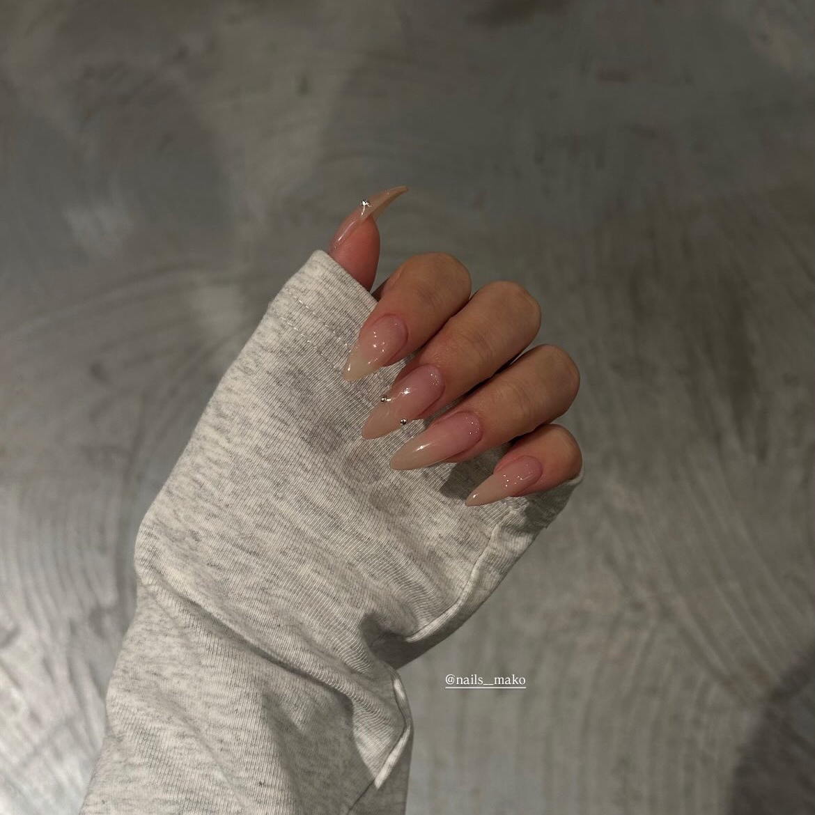 nails__mako