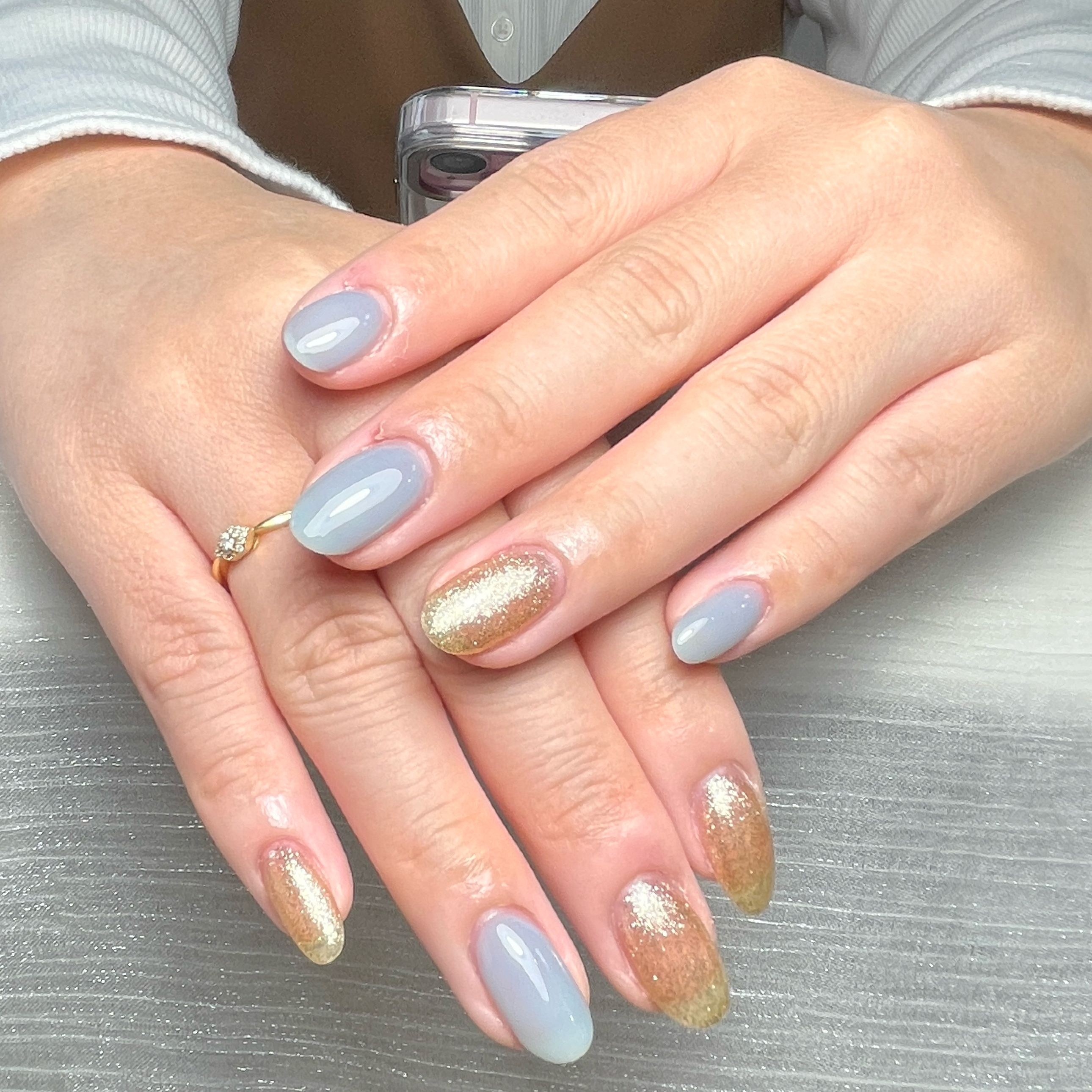 PeachNail_staff