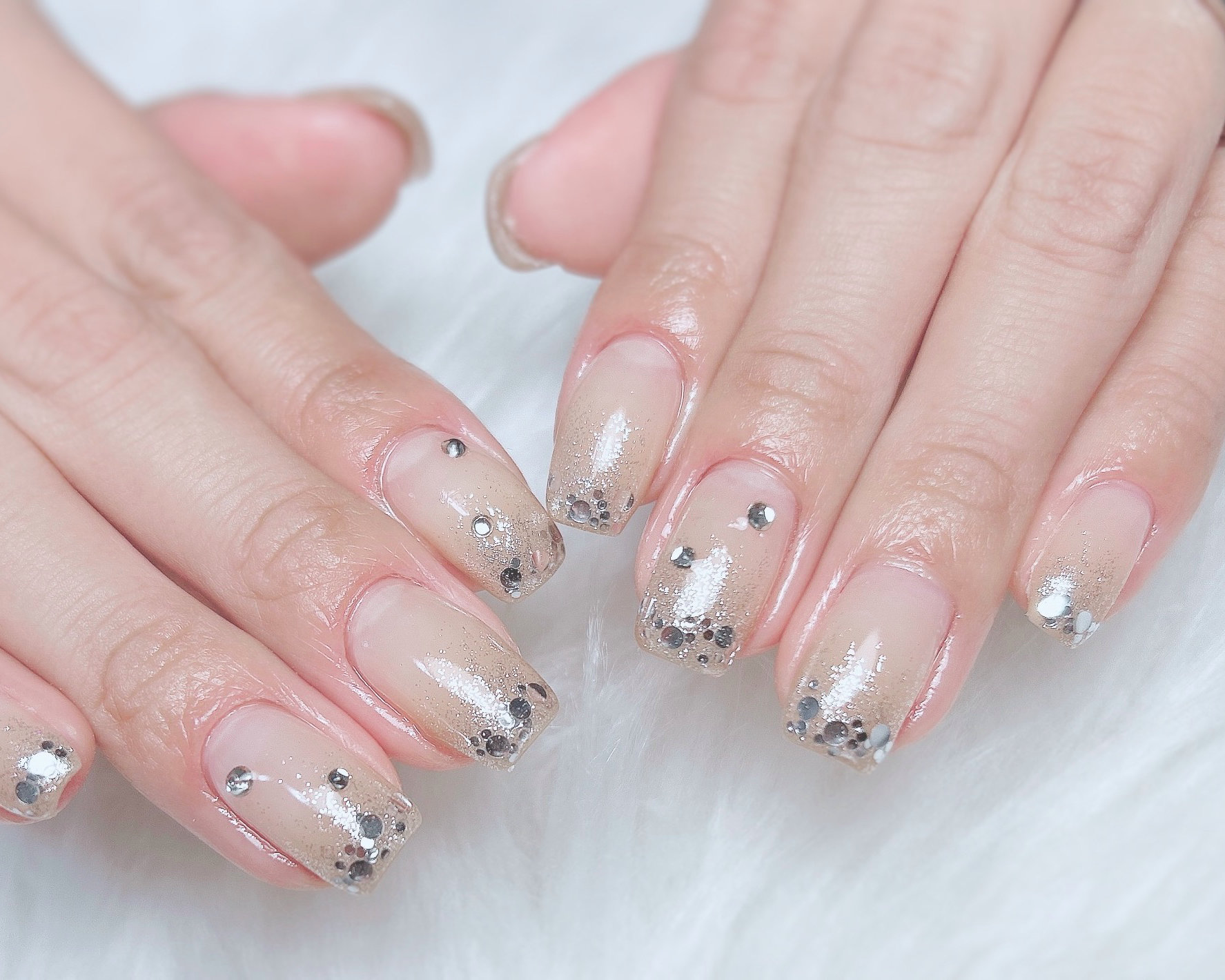 nailsalon.elf_