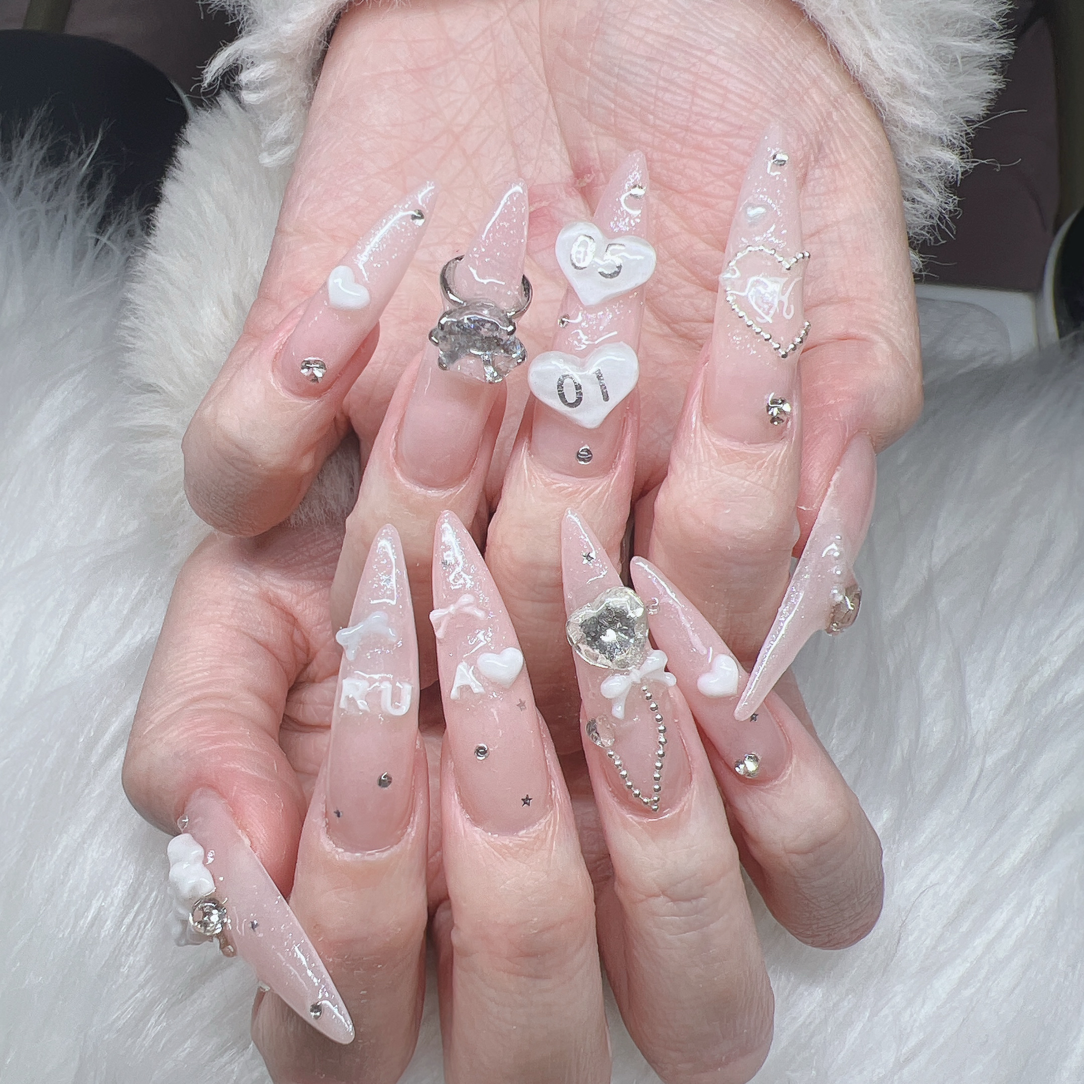 Lee_Nails