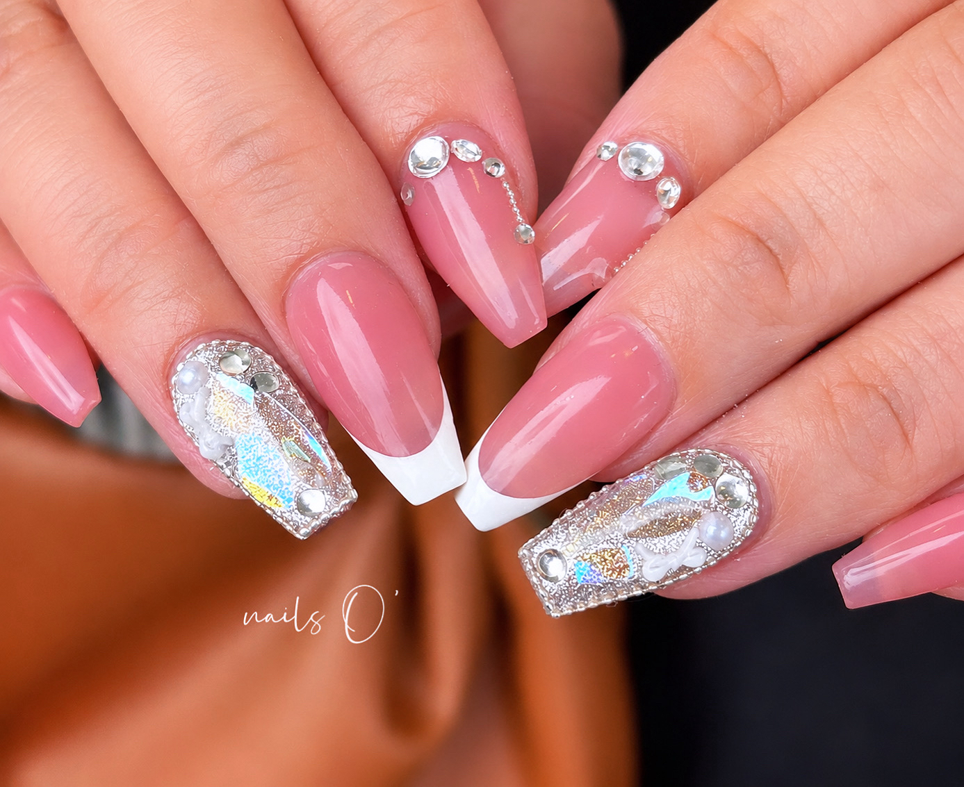 nailsO