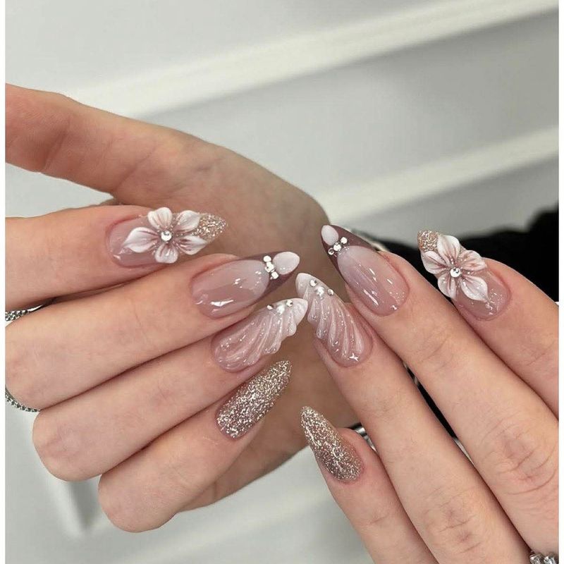 Bara_Nails
