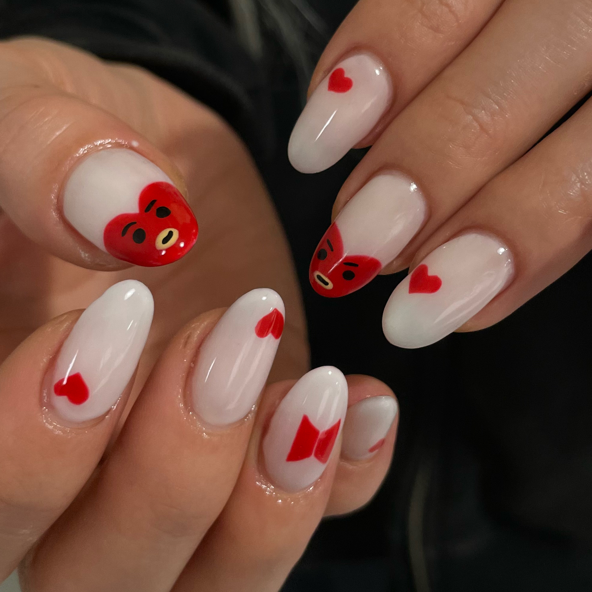 hau.nail