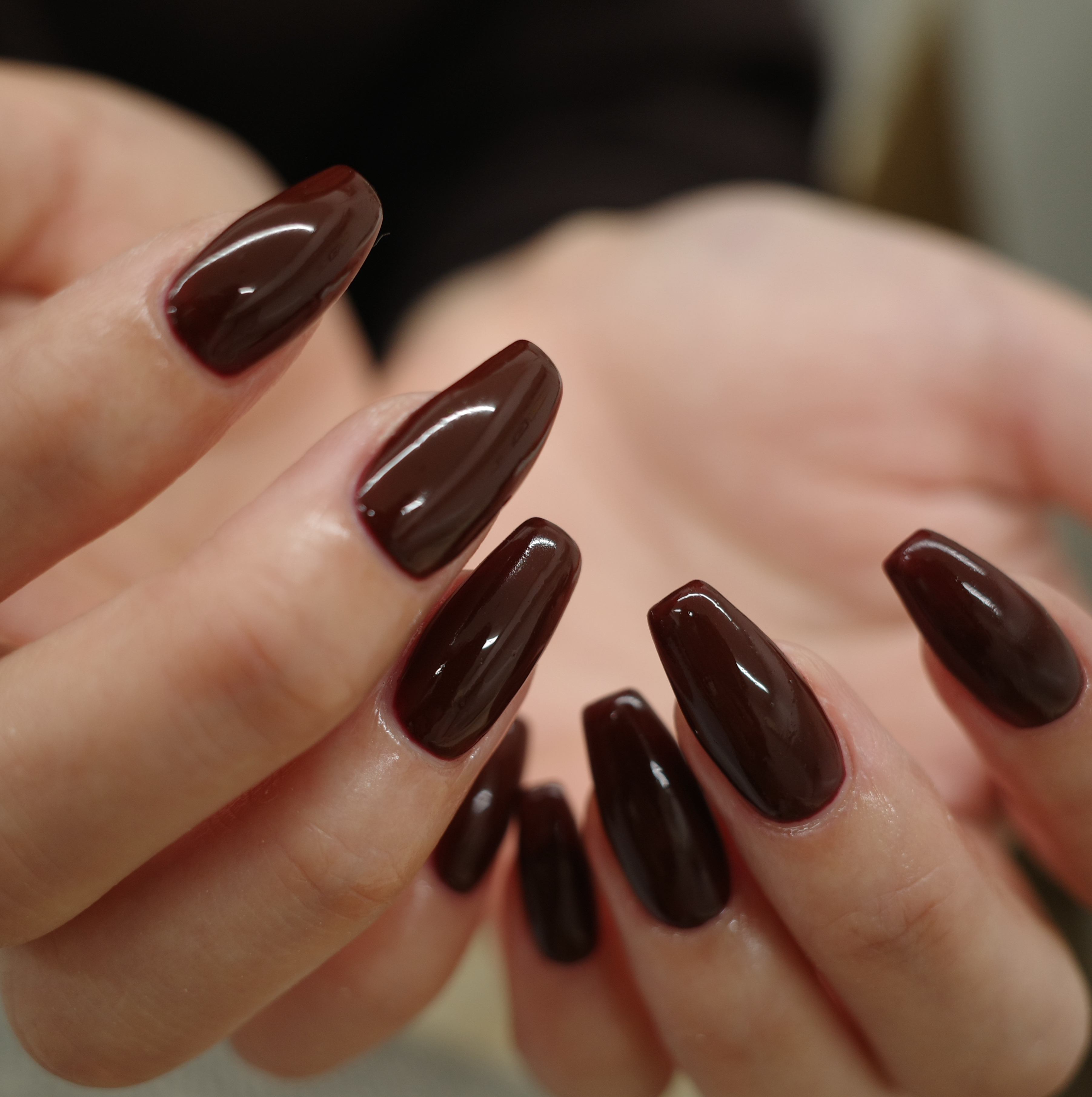 emi_nail
