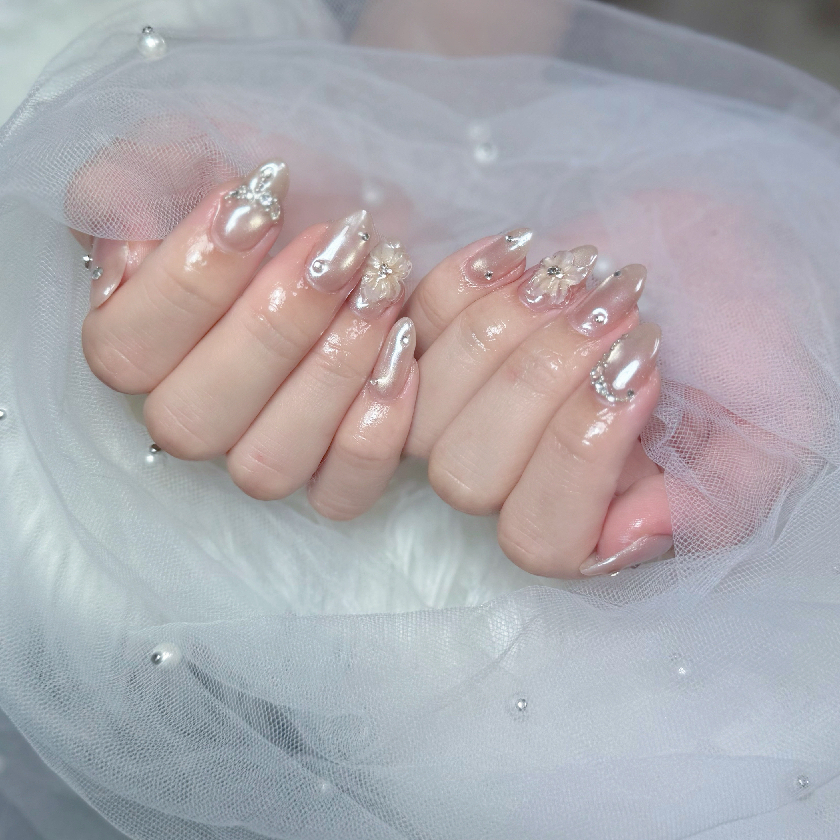 Aurora_nail