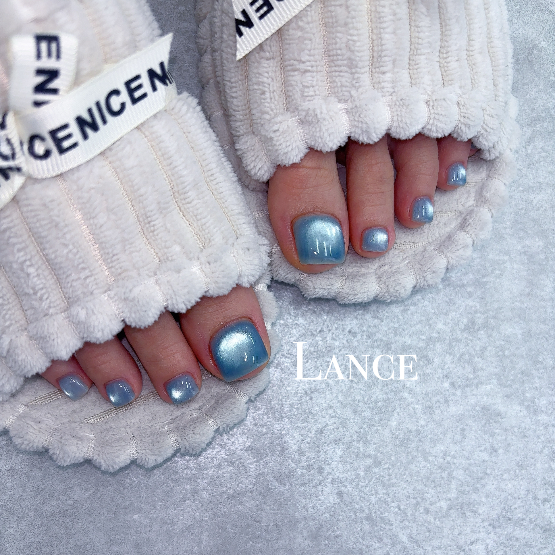 Lance.nail