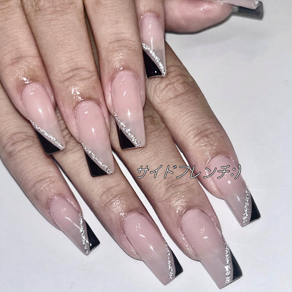 LOVEBOMBNAILS