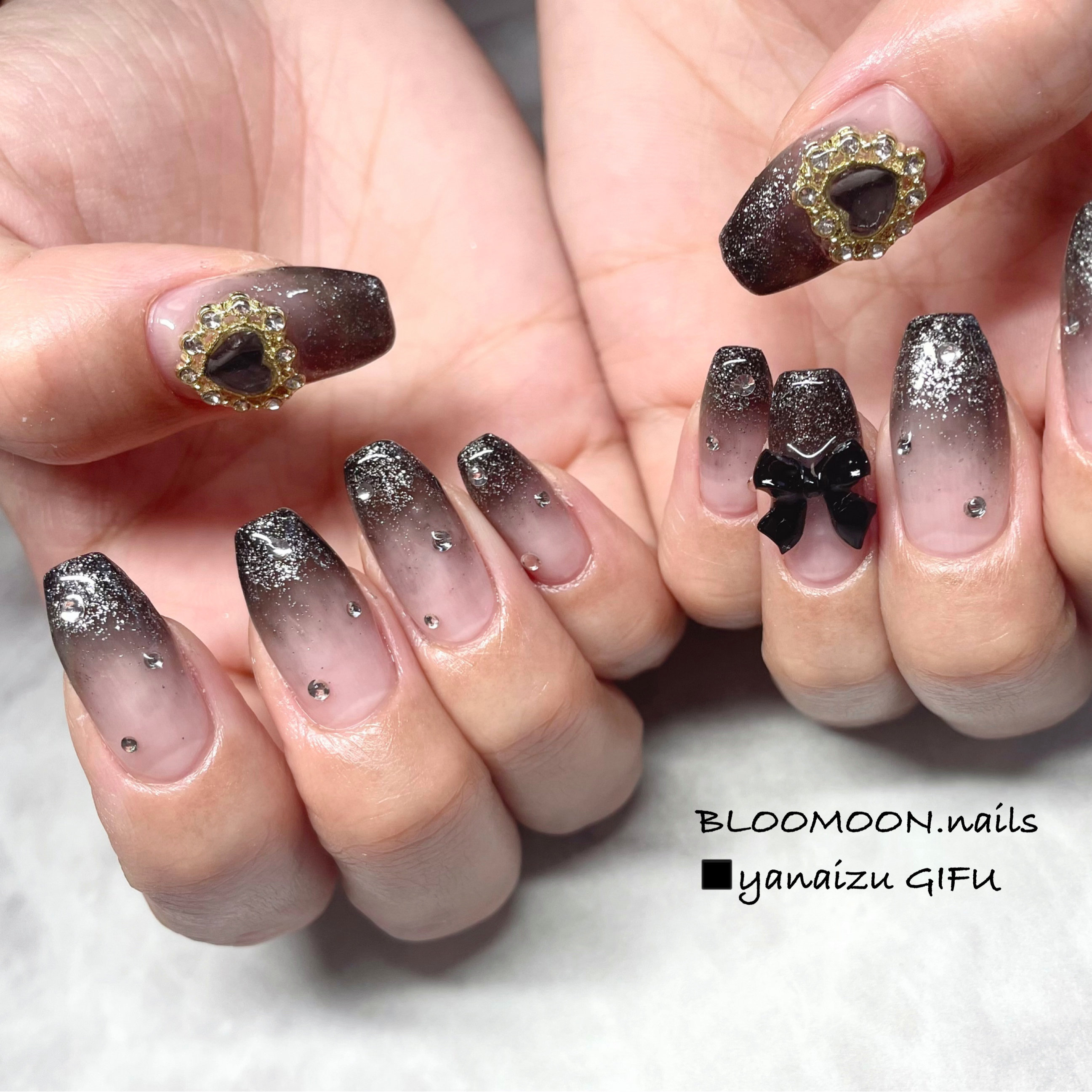 BLOOMOON.nails