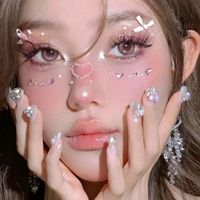 Naomi_RibonNail