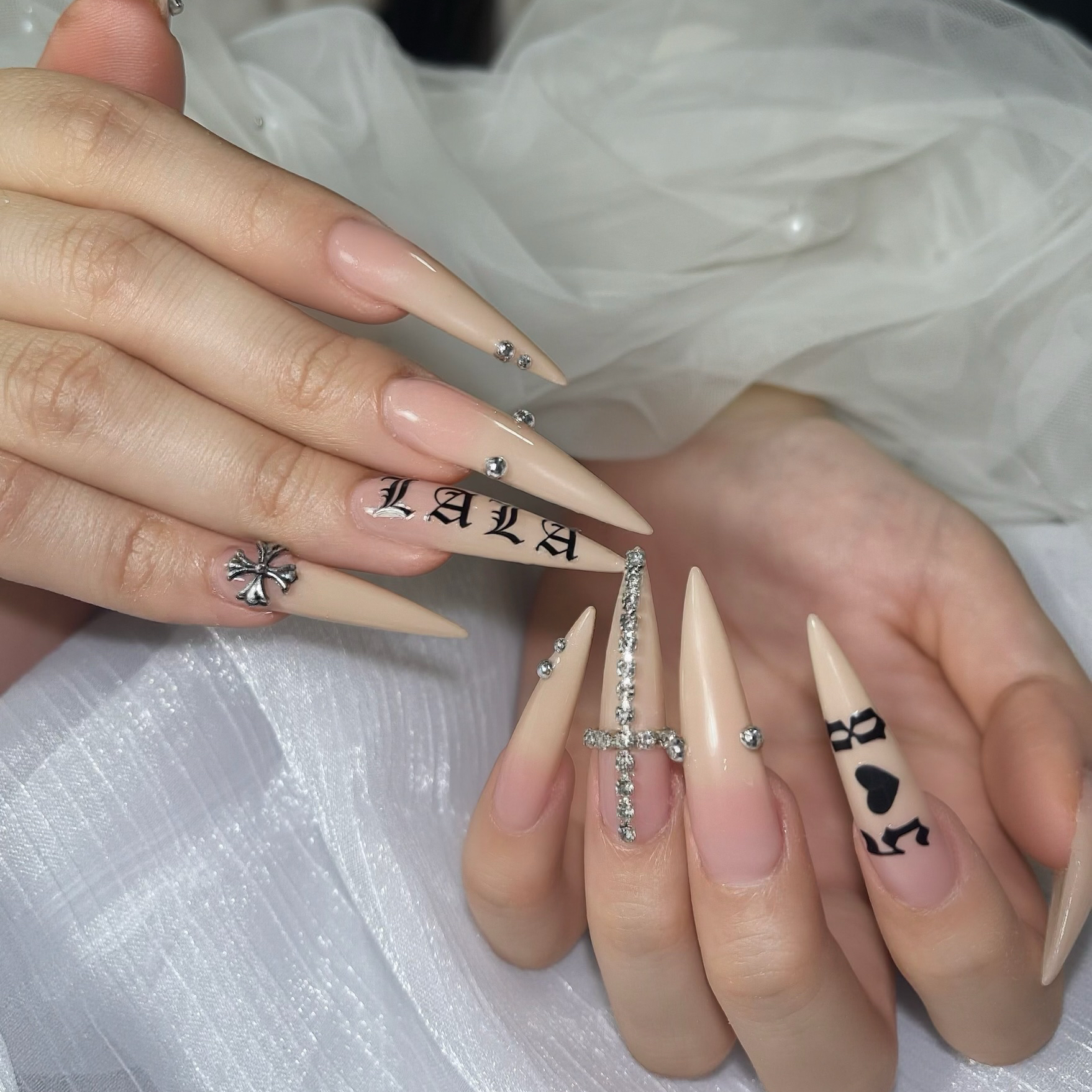 Harry_nail