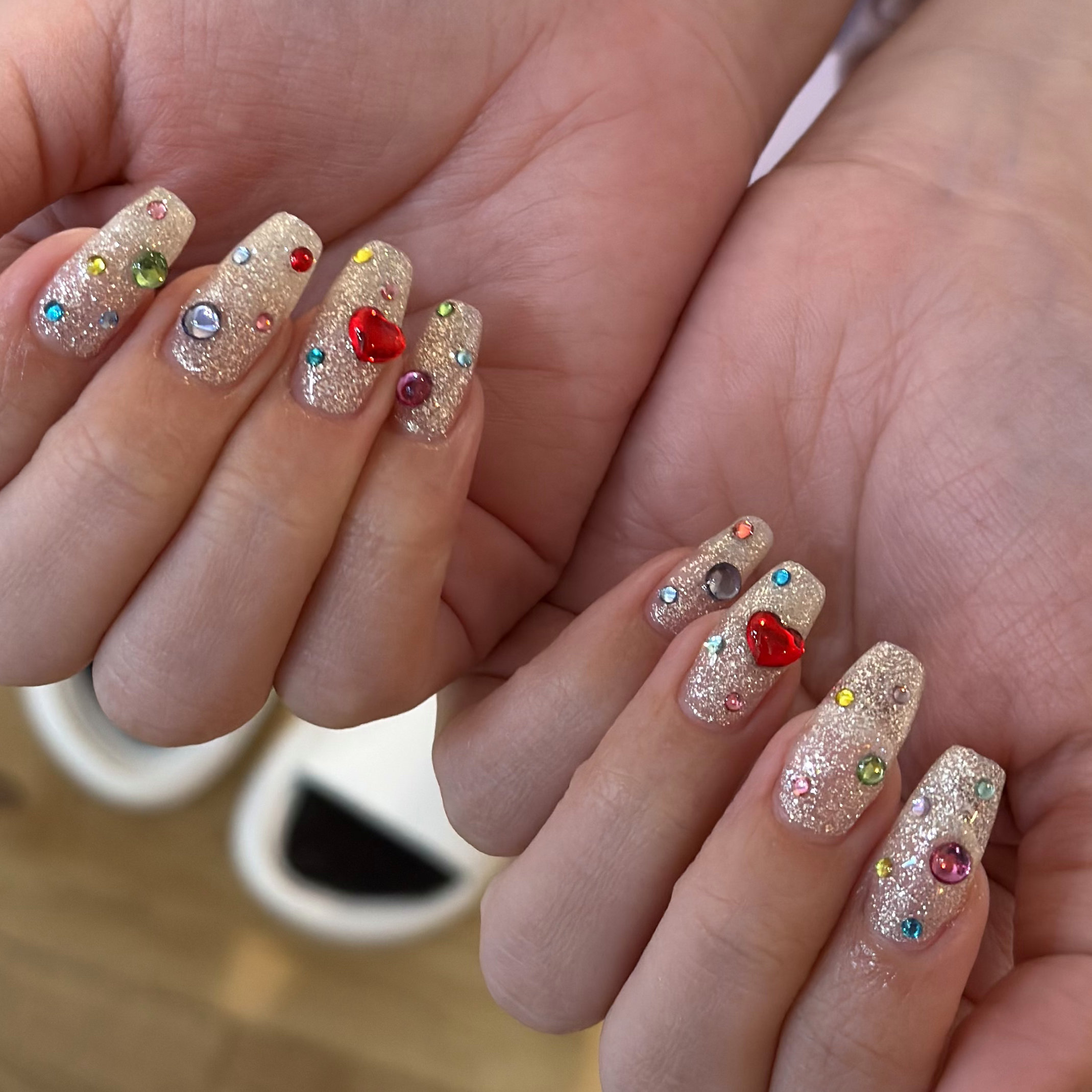 seeu_nail