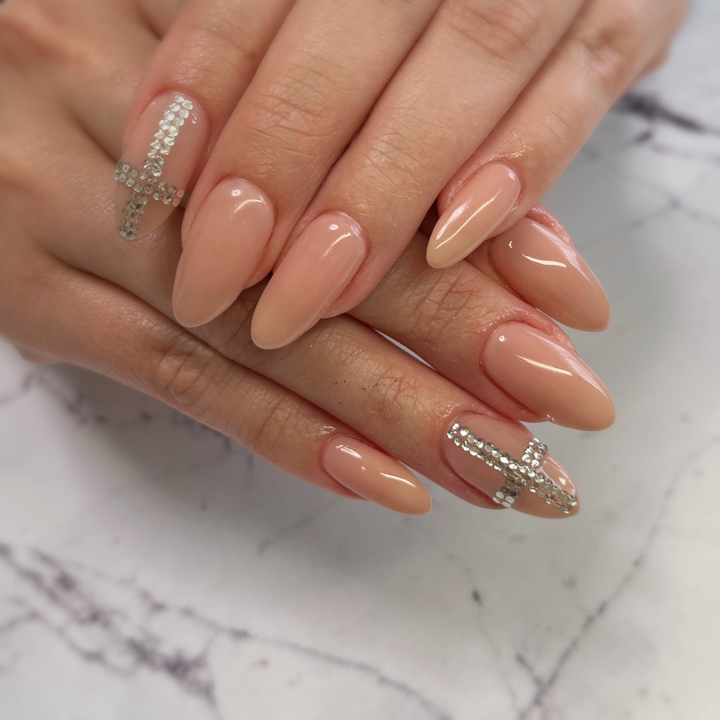 Yun_33_nail