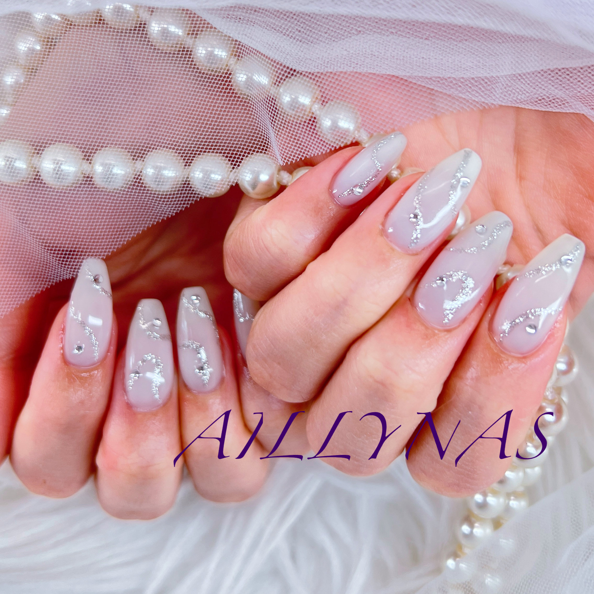 AILLYNAS_8