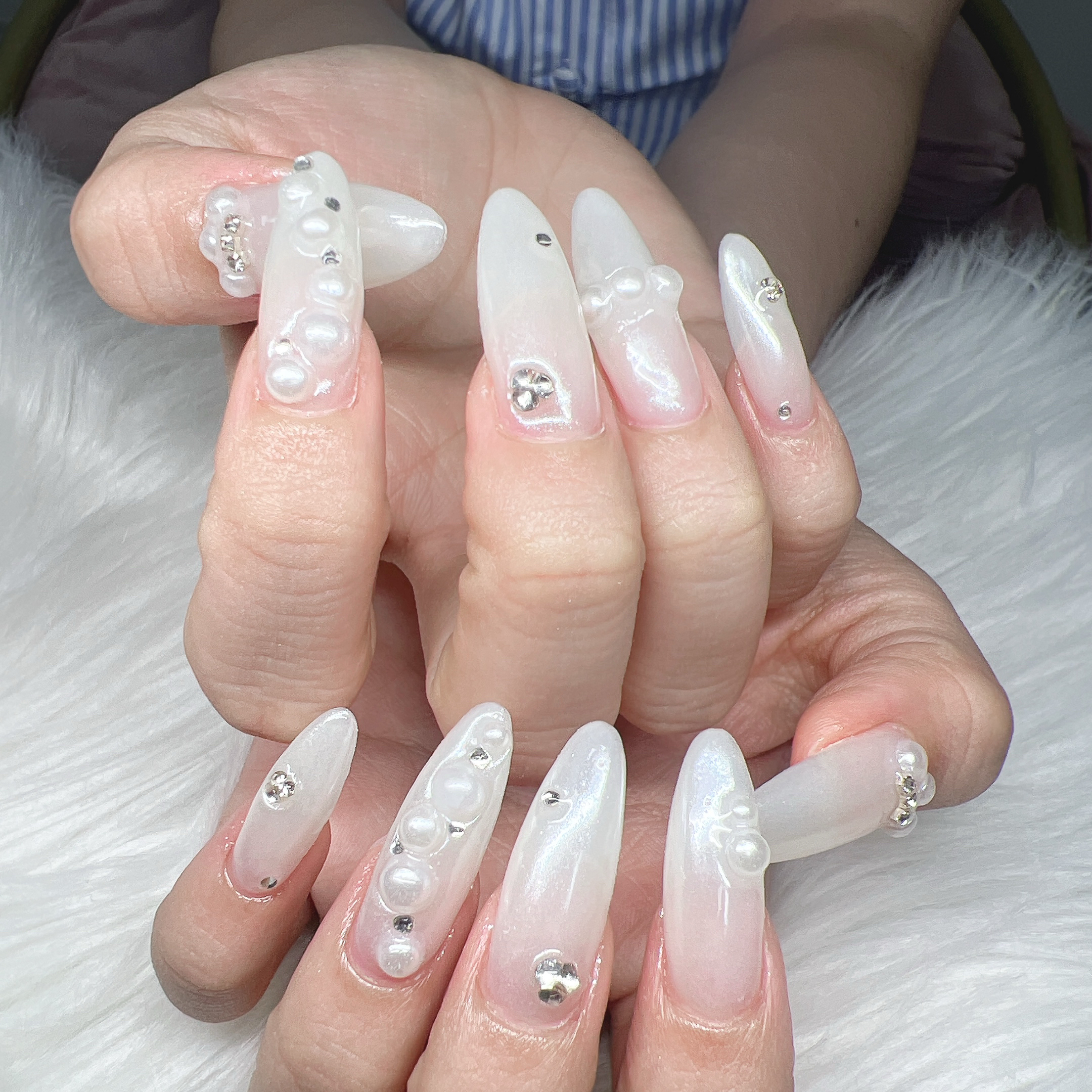 Lee_Nails