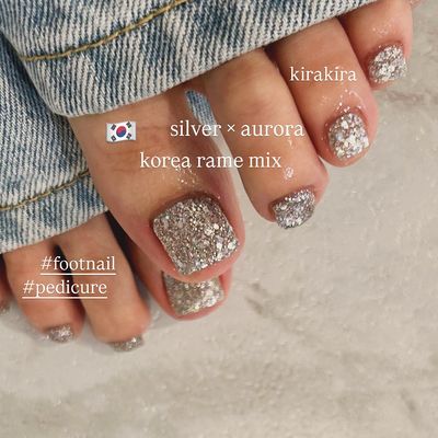 オフなしの方限定⋆⸜🧡⸝‍⋆ラメ🐾フットネイル