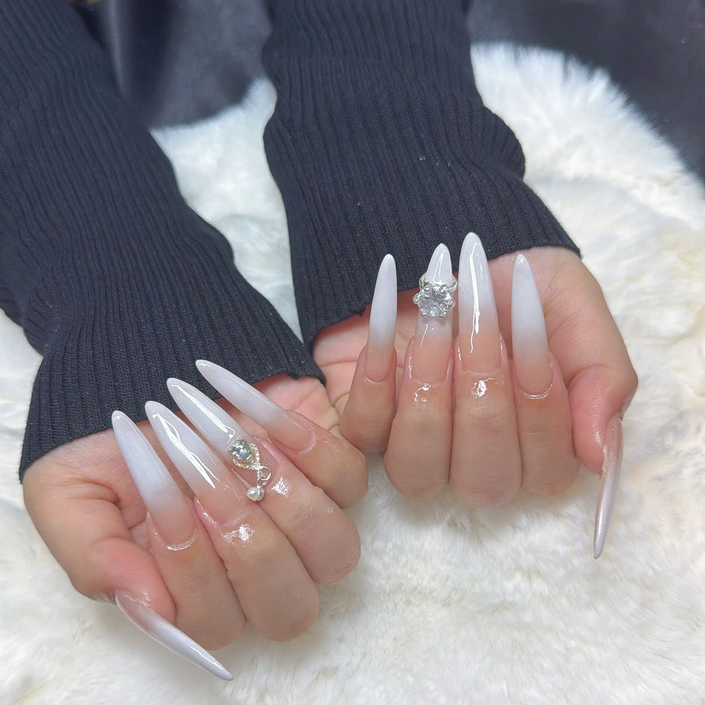 Berry_nails