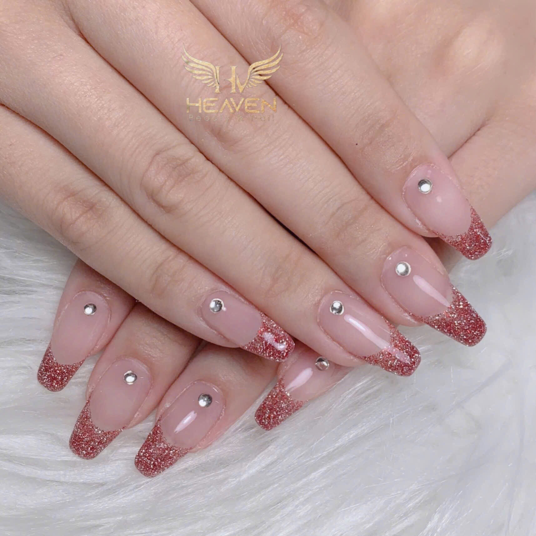 ESI_Heaven_Nail