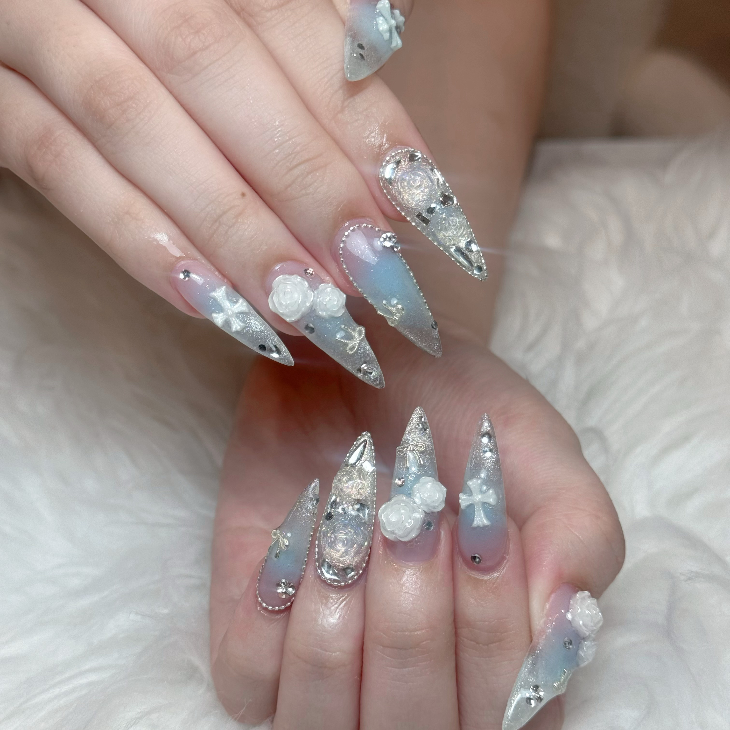 elinails_emi