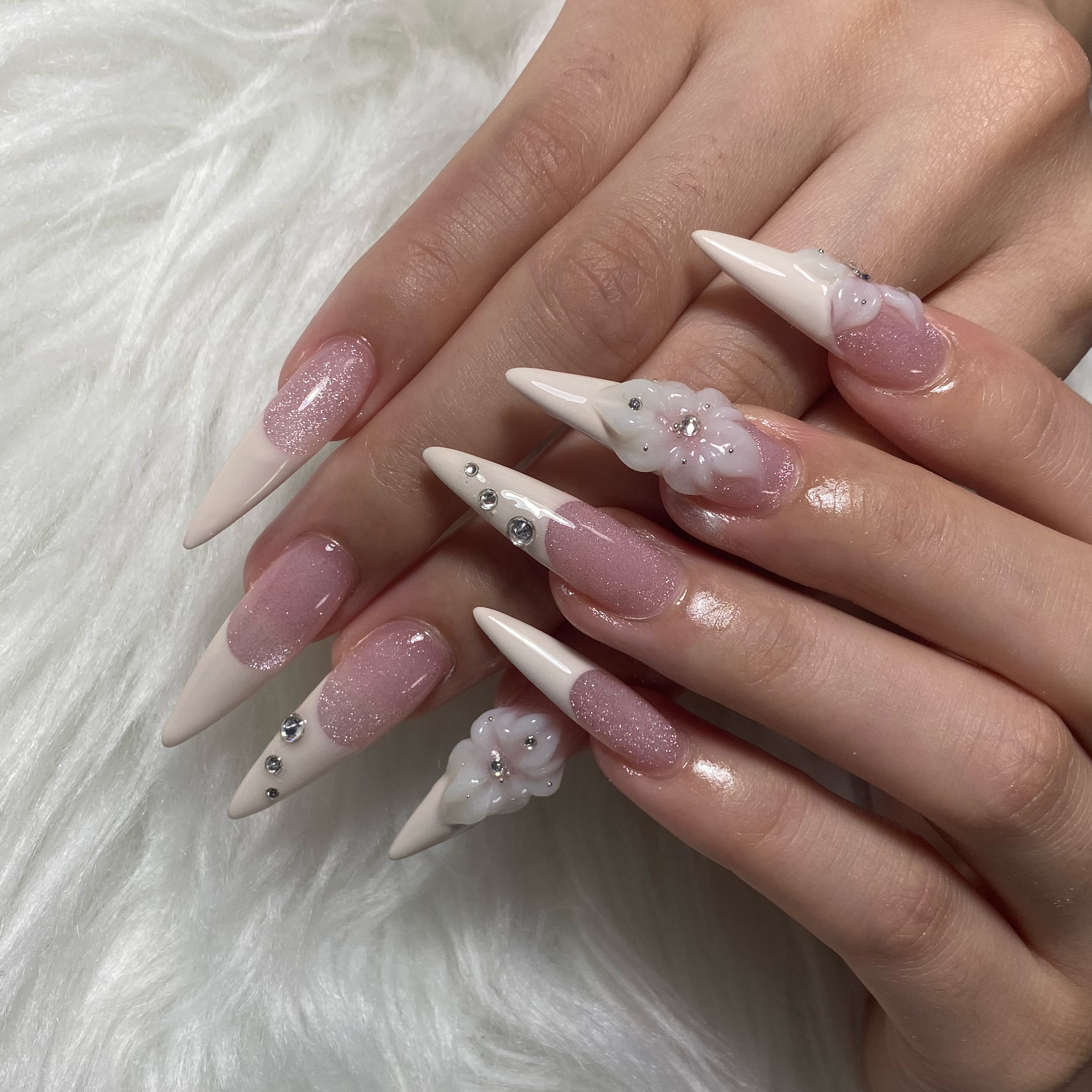 Celine_nail