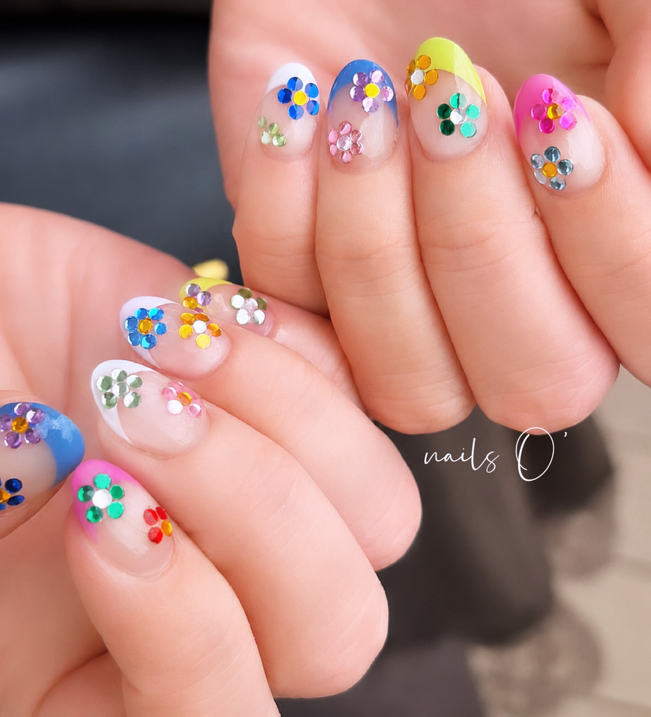 nailsO