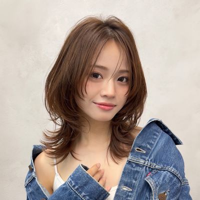 似合わせミディアムレイヤーカット＋髪質別1ステップTR￥4510