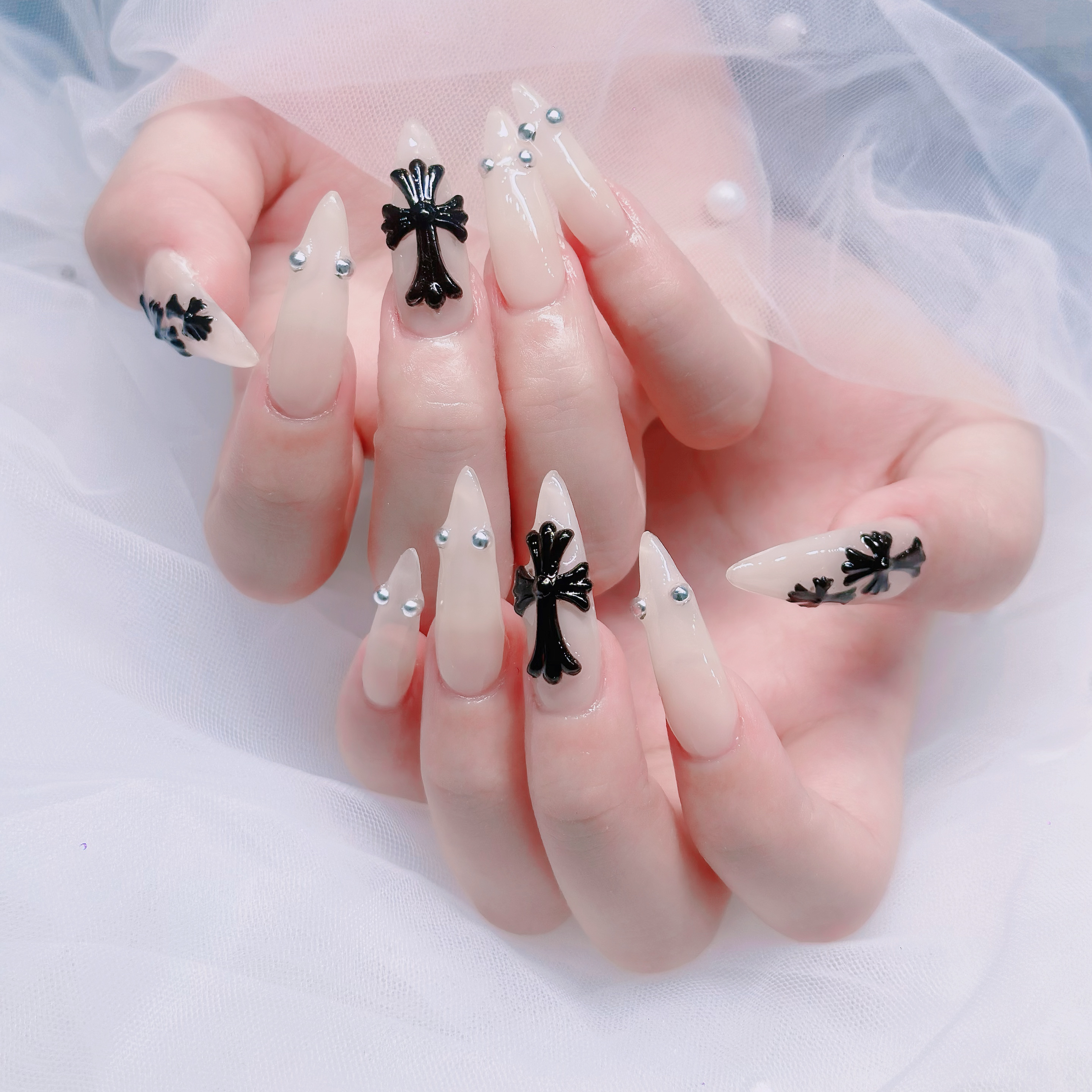Nail_Van88