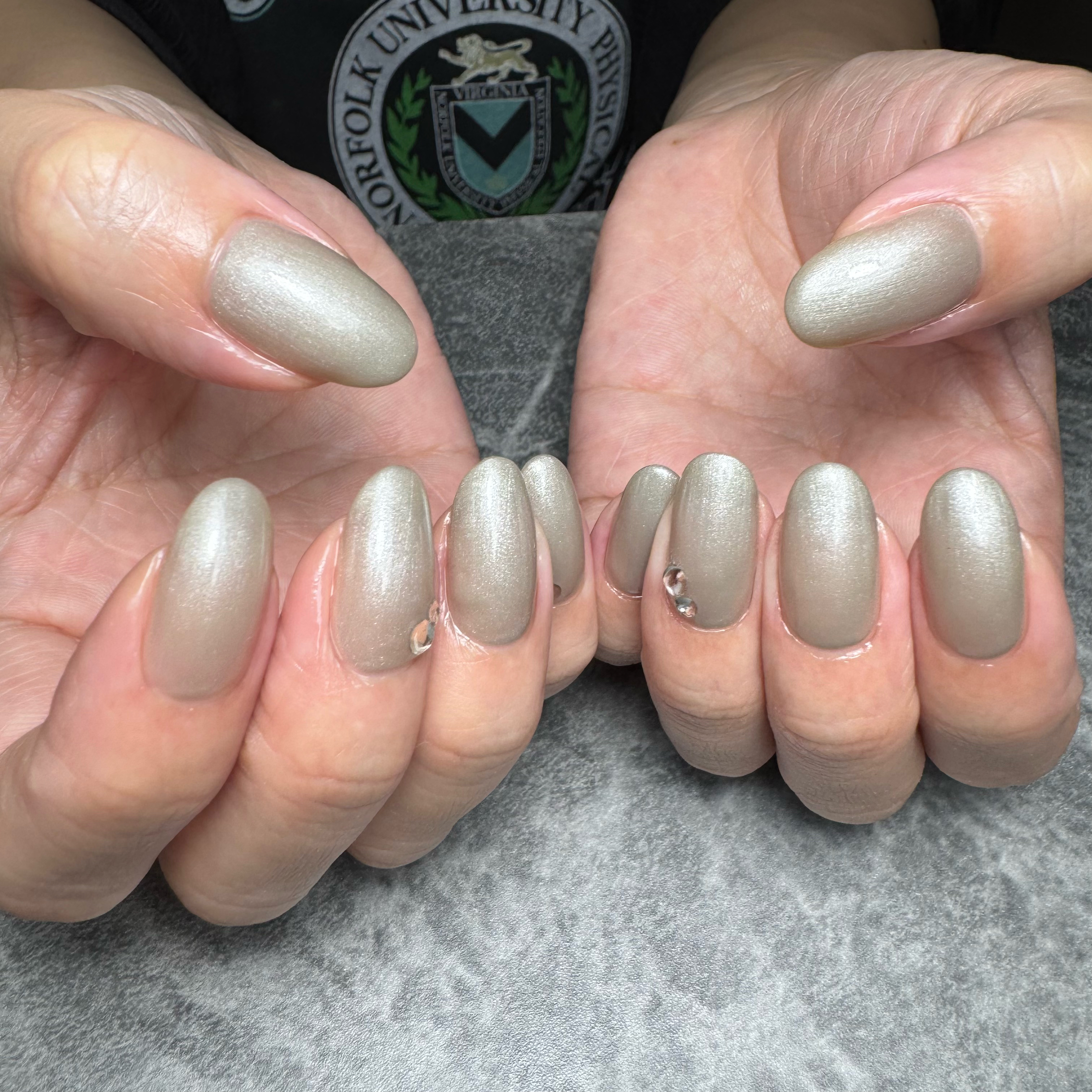 Nail_salon_Gleam