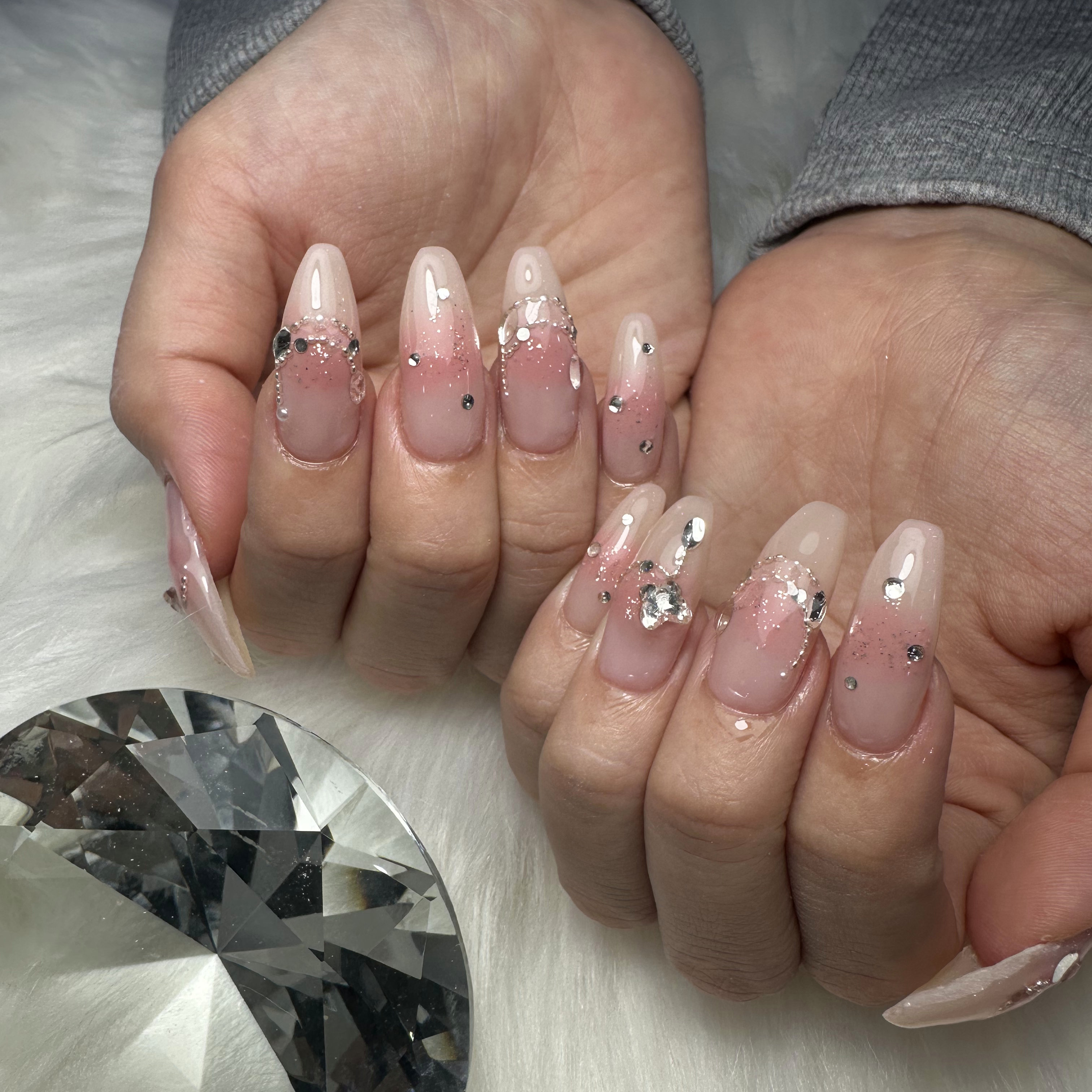 Redispe.nail_nour_ayaka