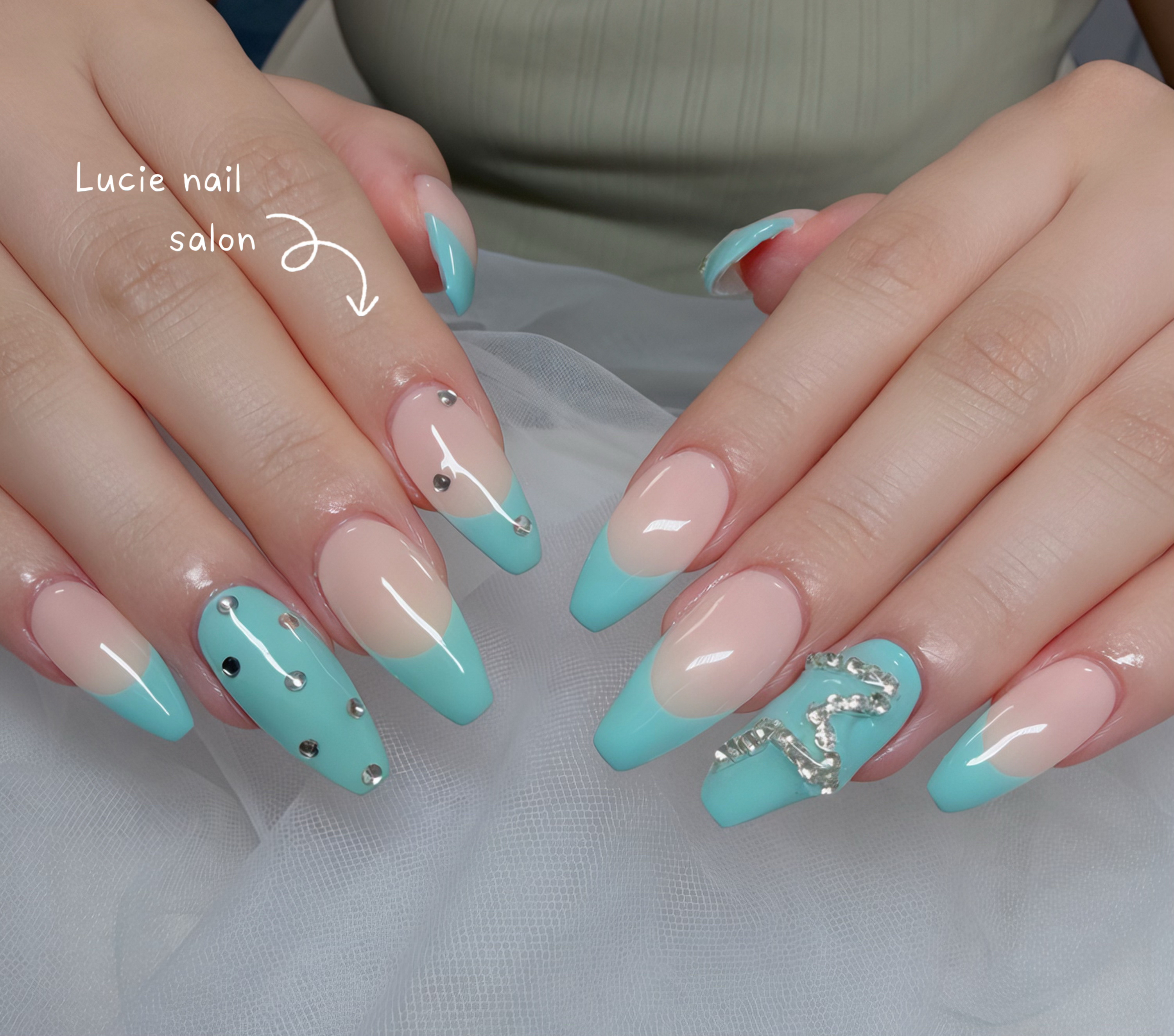 Lucie_Nail_Salon