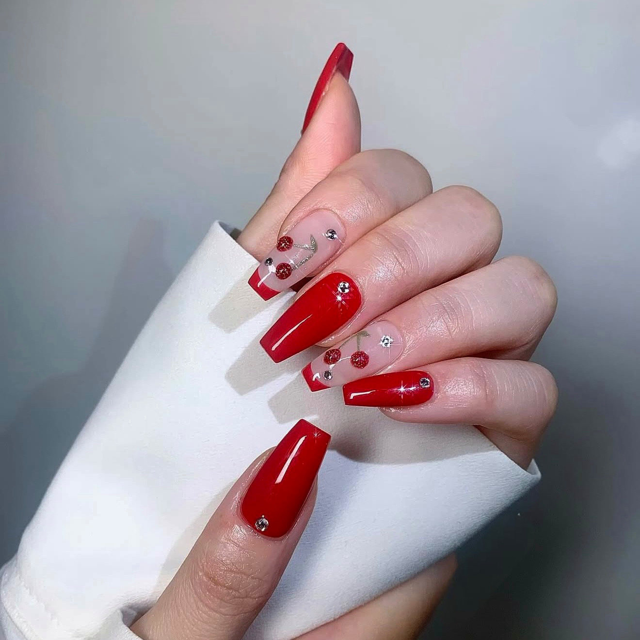 Lyna_Nails