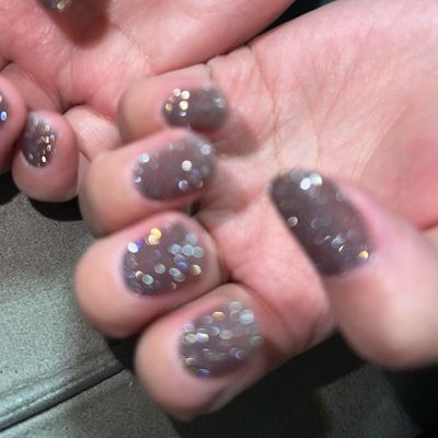 Magnet or Flash nail