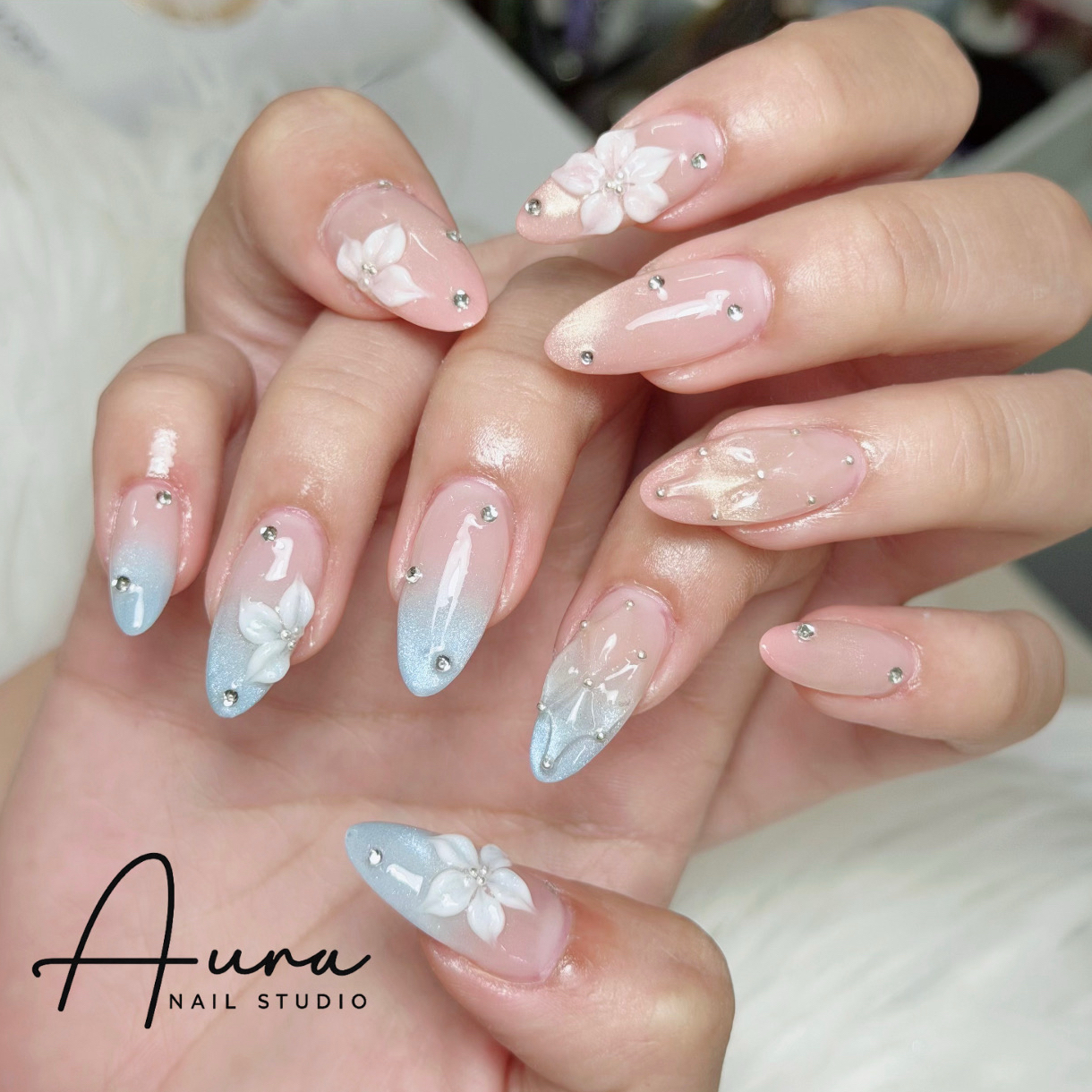 Aura_Nail_Studio