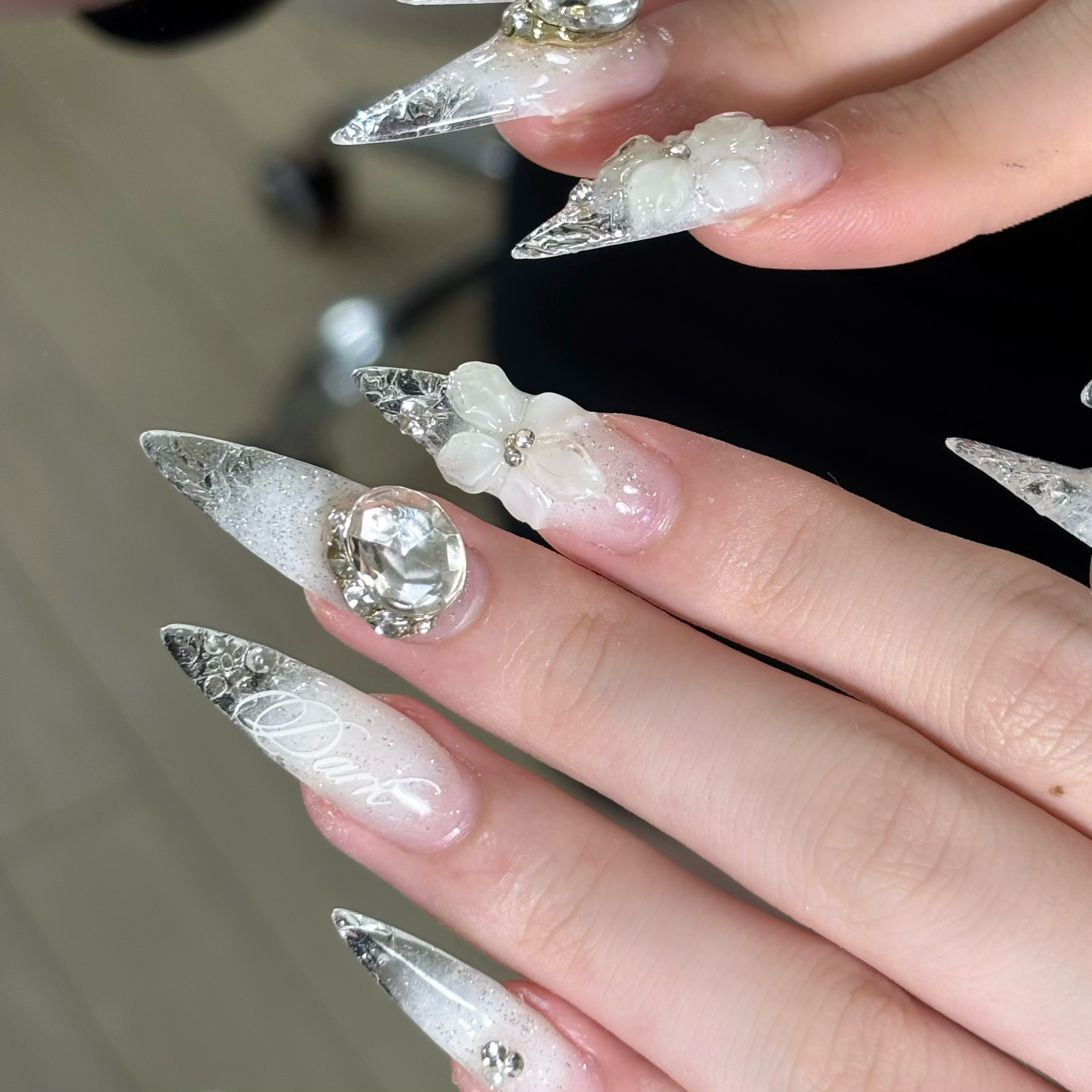 sully_naillab26