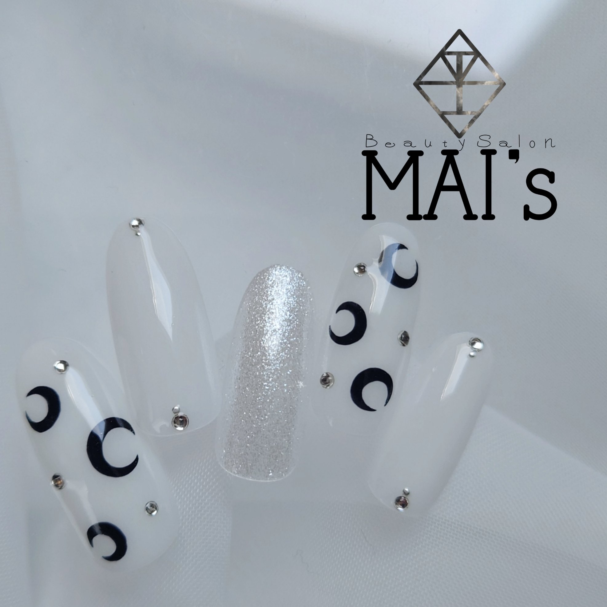 mais_nail.e
