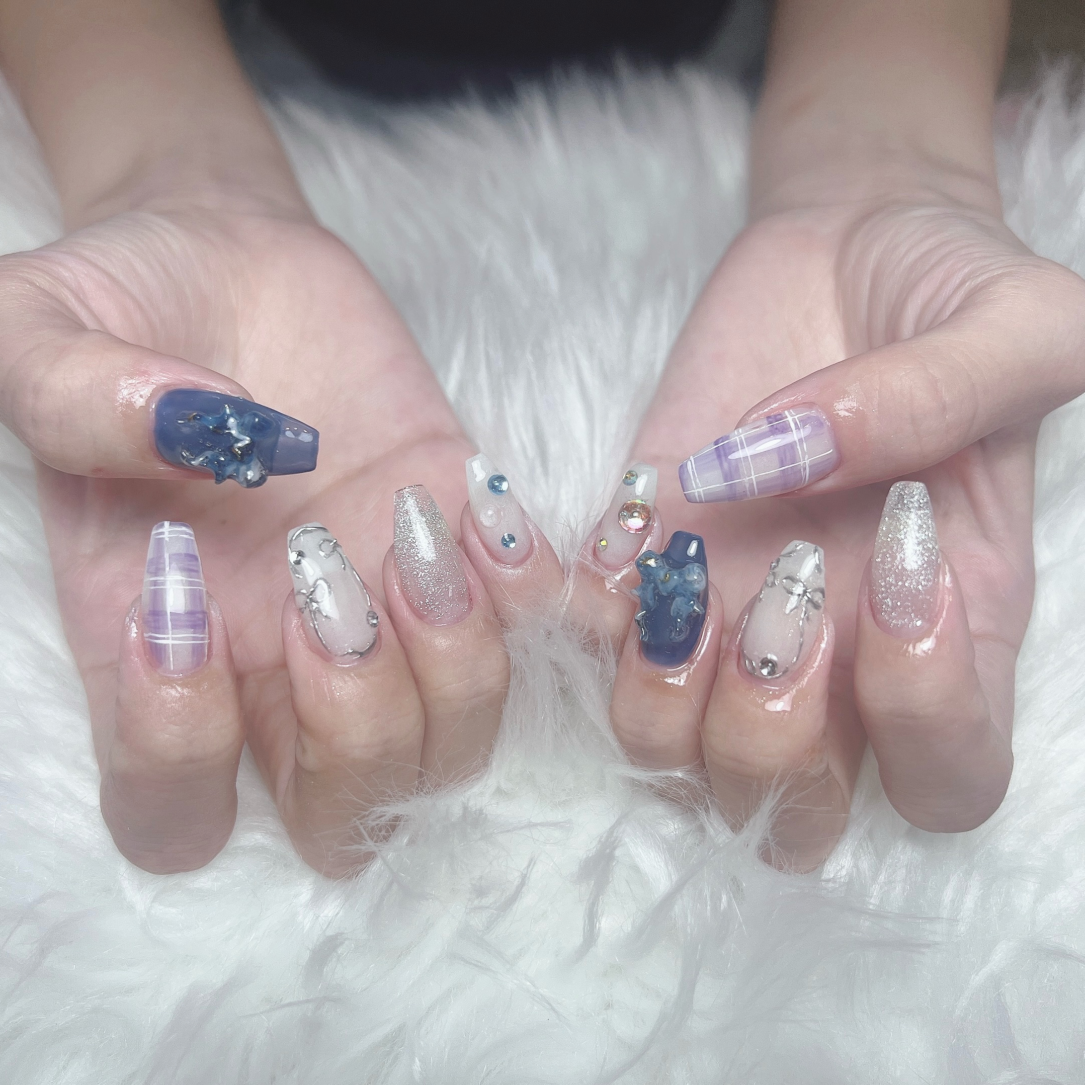 Har02_Nail