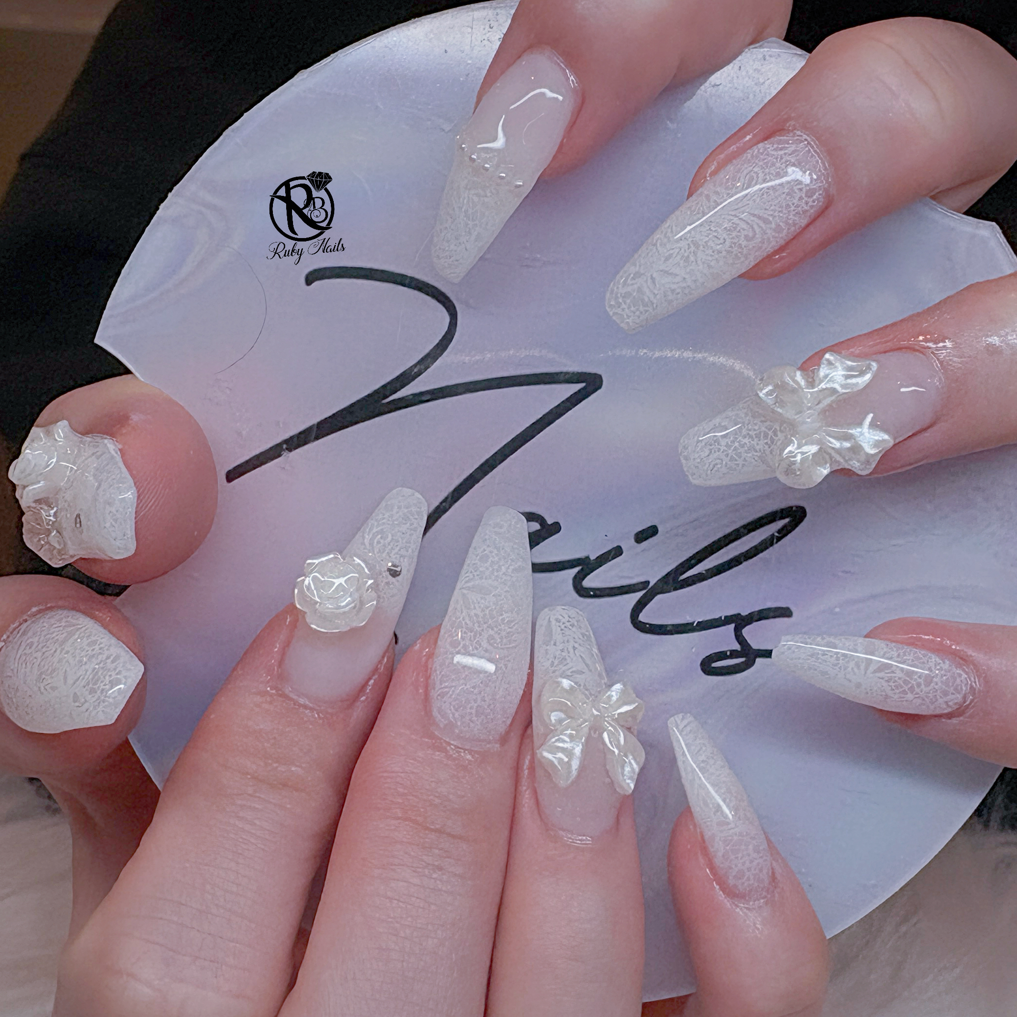 Emmy__Mint