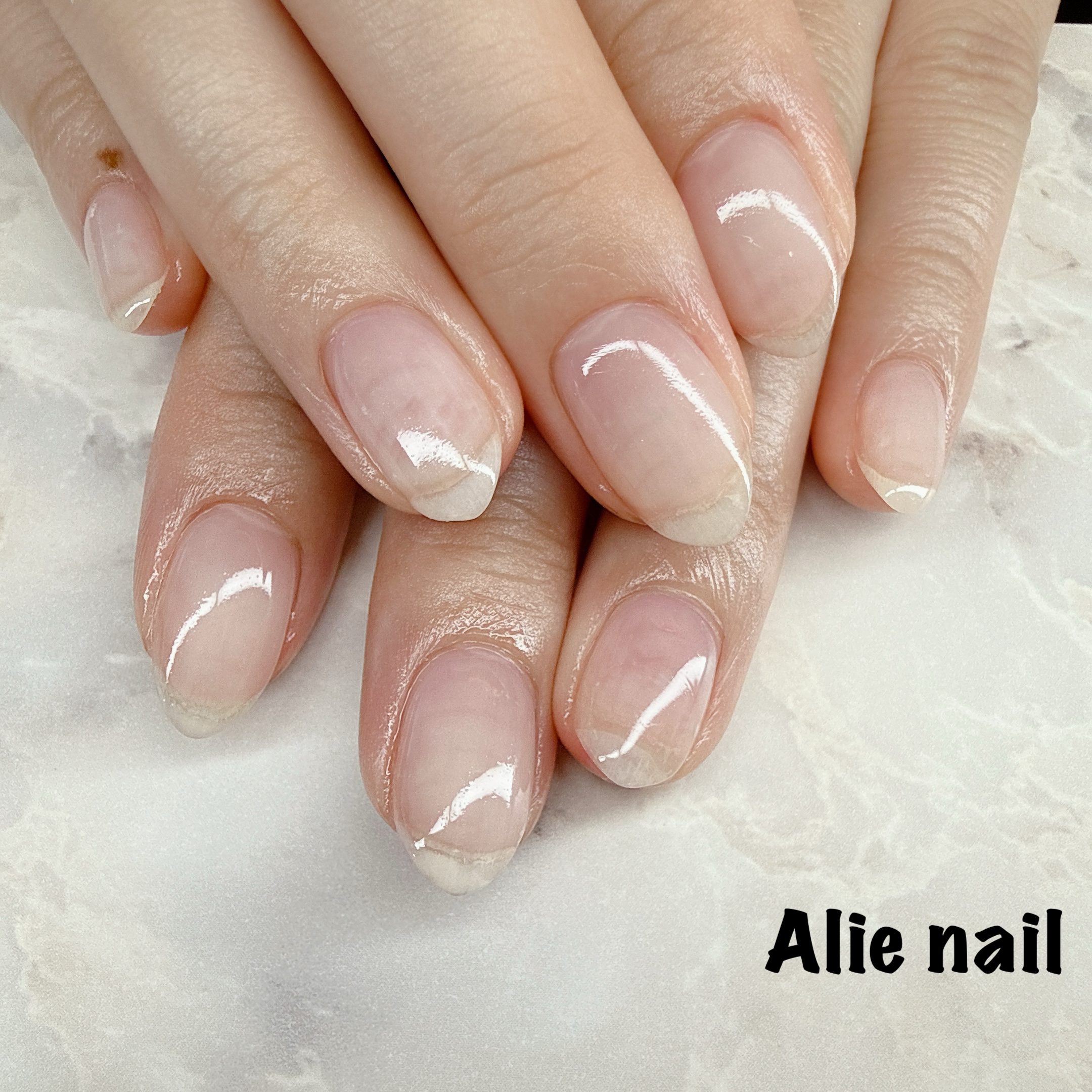 Alie_nail.0822