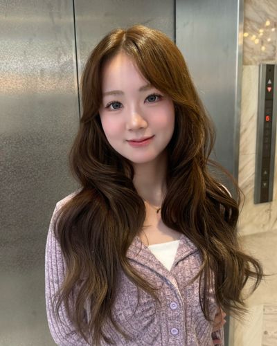 透明感たっぷりカラー＋盛れる小顔前髪顔まわりカット