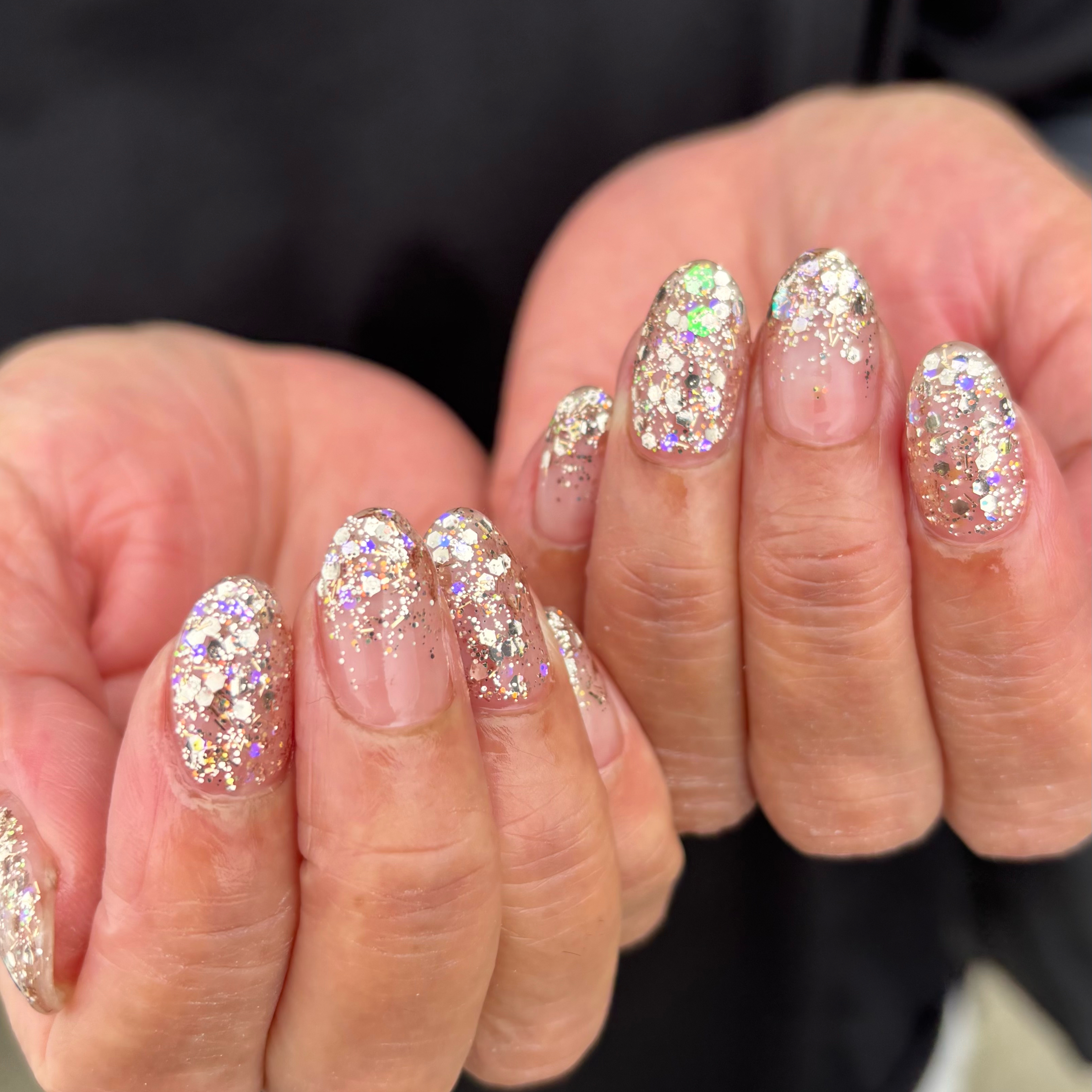 ave__nail