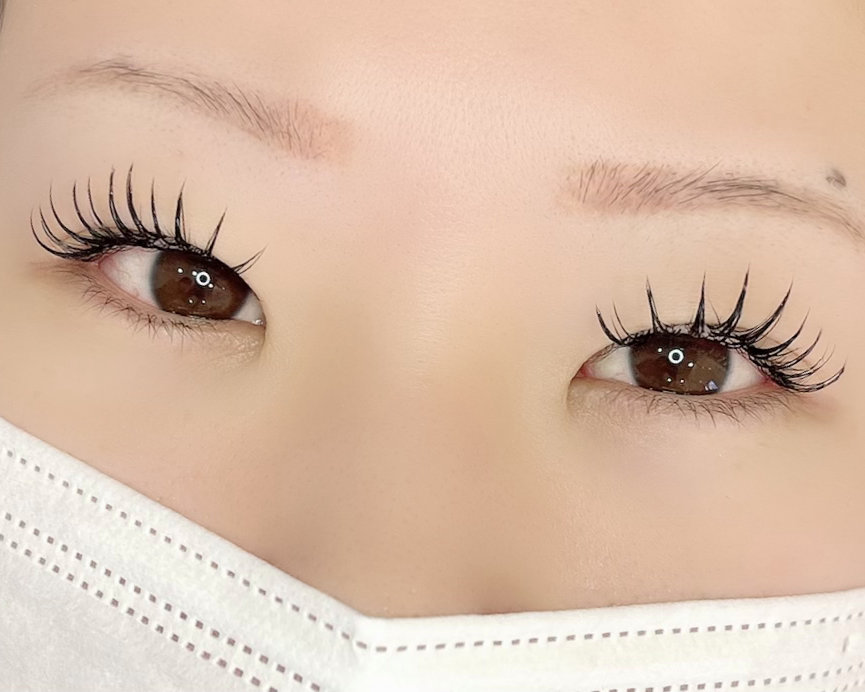 eyesalon_hymy