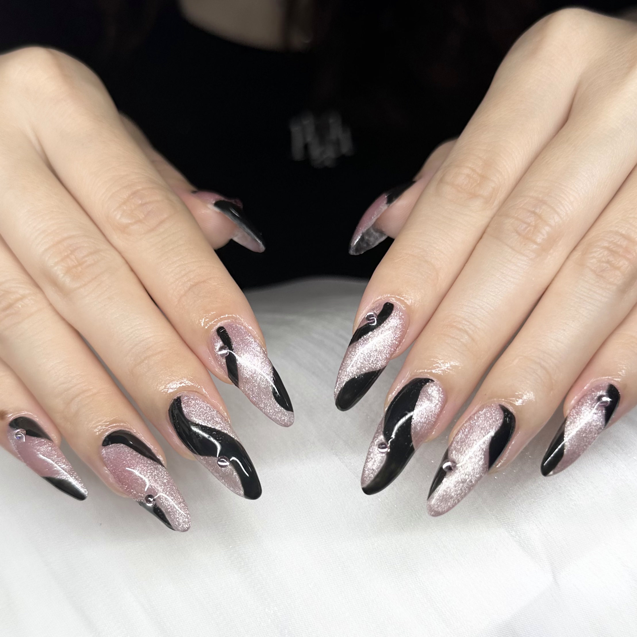 Junn_Nails