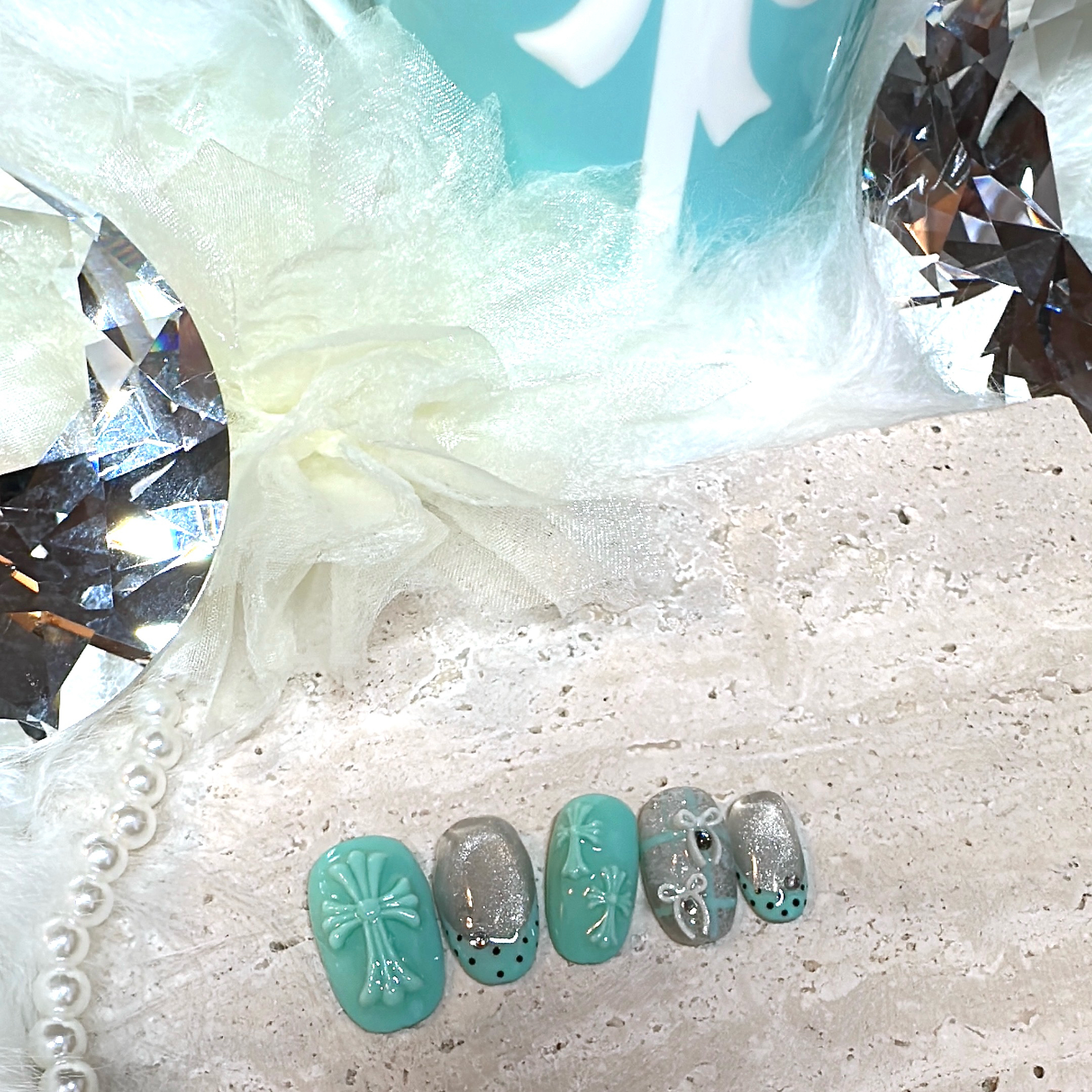 Osin_nail